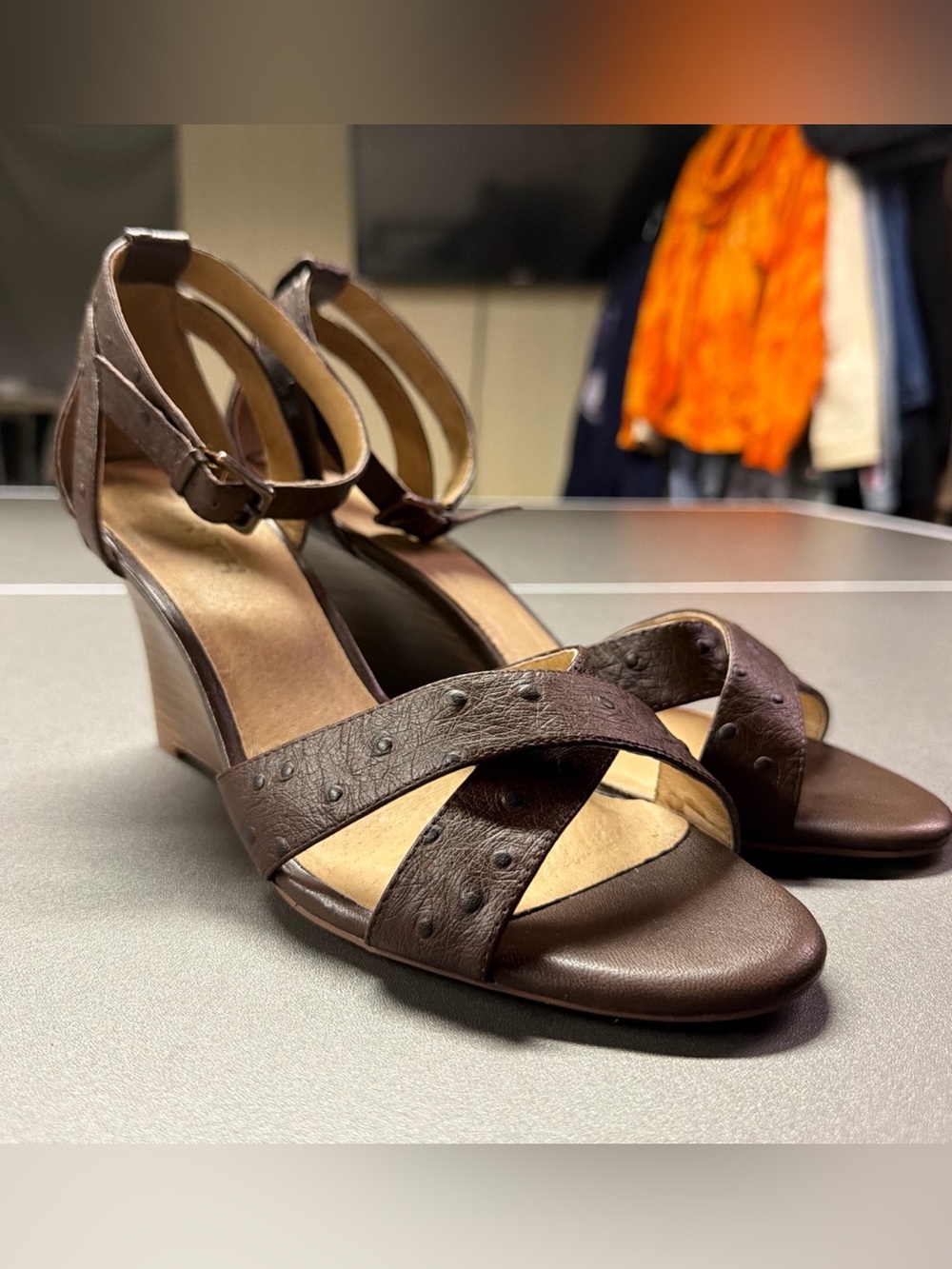 Firth Womens Ostrich Embossed Leather Wedge Heels Brown Ankle Strap Size 10M